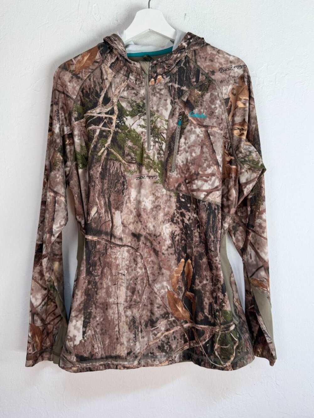 CABELAS Womens 4 Most Wick 1/4 Zip Zonz Woodland Camo Hunting Small Hooded Brown